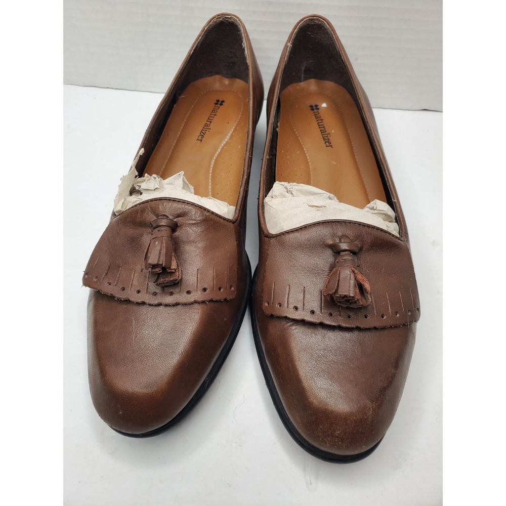 Naturalizer Cuddly Tootsie Roll Brown Leather Tassels Womens Size 8N Loafer Shoe - Picture 4 of 16